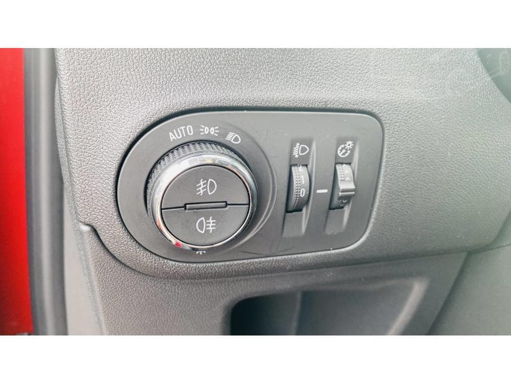 2022 Opel Crossland - 18