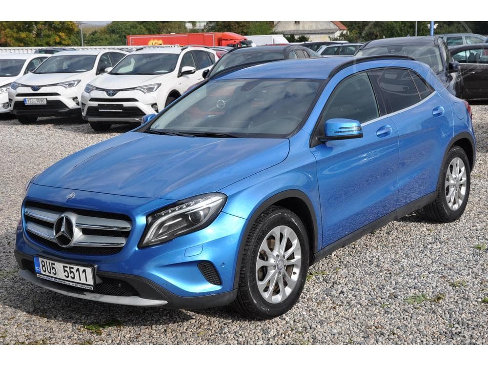 Mercedes-Benz GLA 200d 100kW 4matic