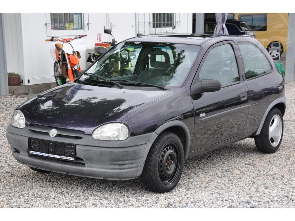 1995 Opel CORSA