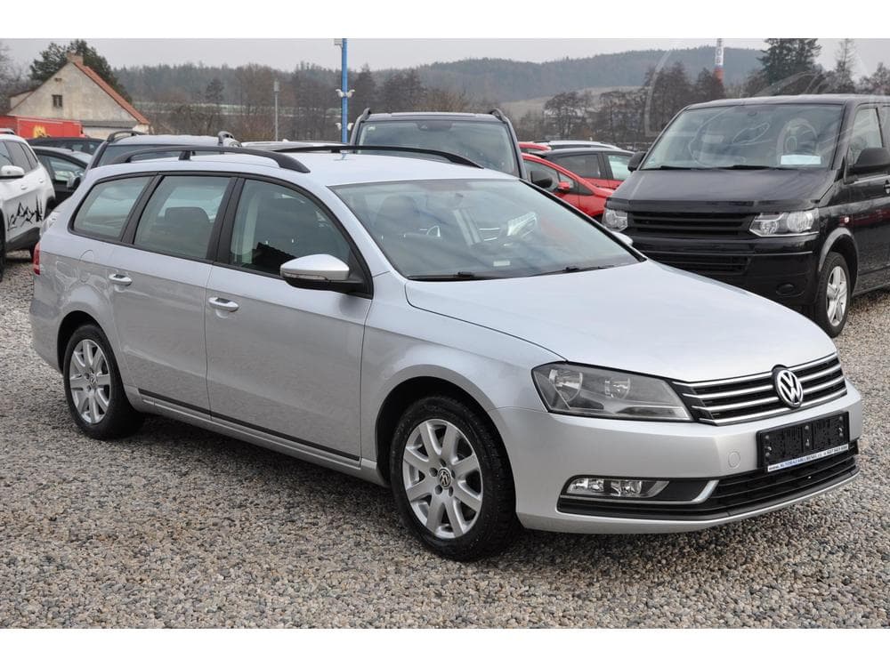 2013 Volkswagen PASSAT - 2