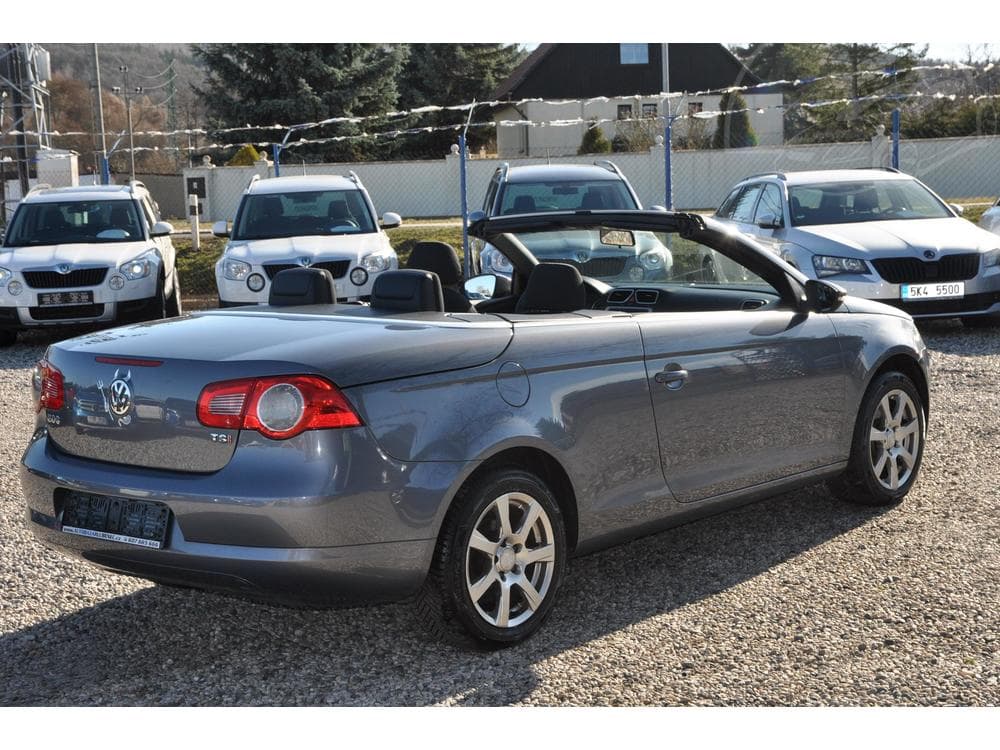 2009 Volkswagen Eos - 3
