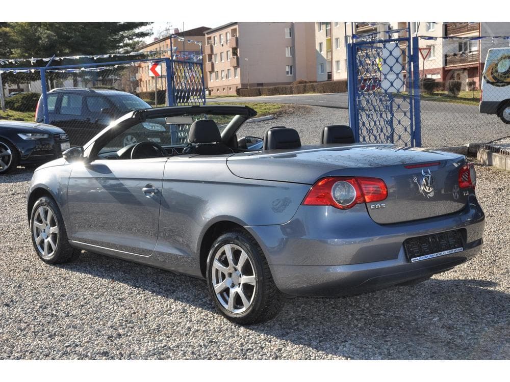 2009 Volkswagen Eos - 4