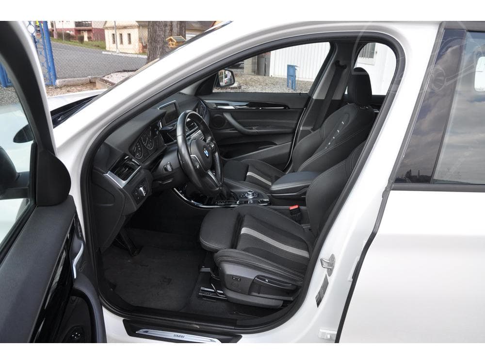2016 BMW X1 - 6