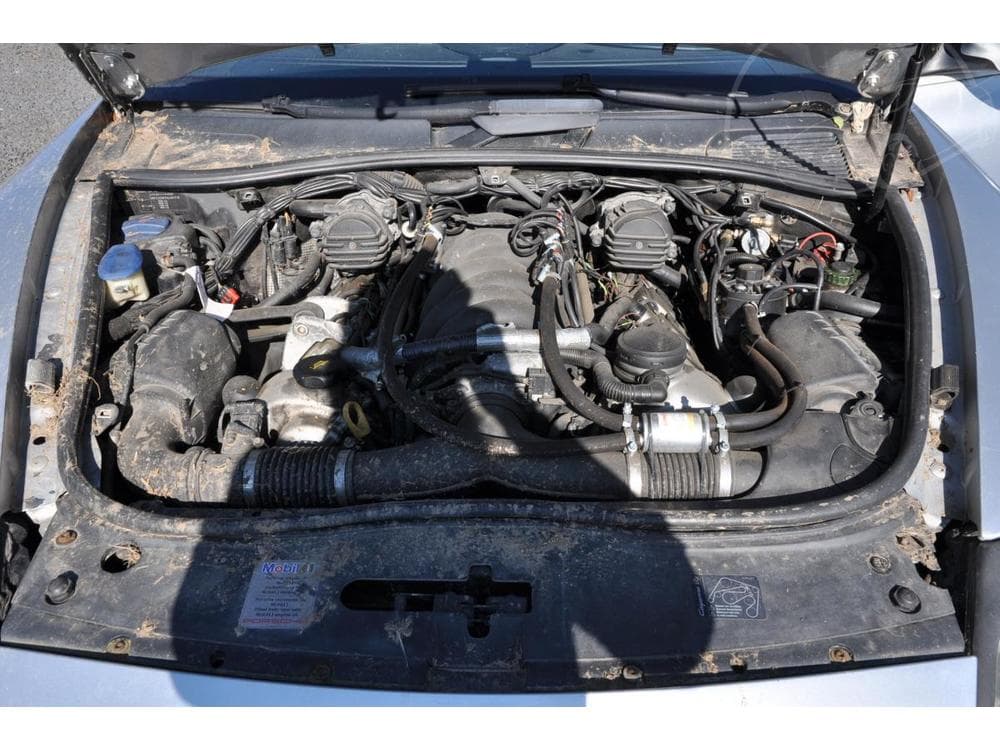 2004 Porsche CAYENNE - 6