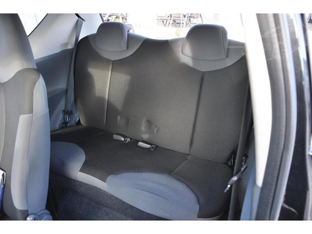 2011 Peugeot 107 - 7