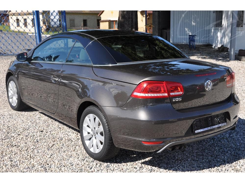 2013 Volkswagen Eos - 8