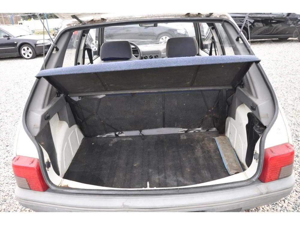 1996 Peugeot 205 - 8