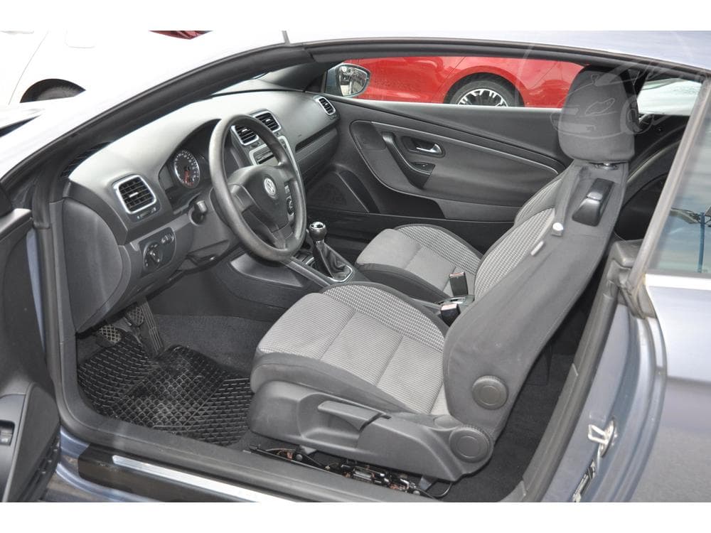 2009 Volkswagen Eos - 10