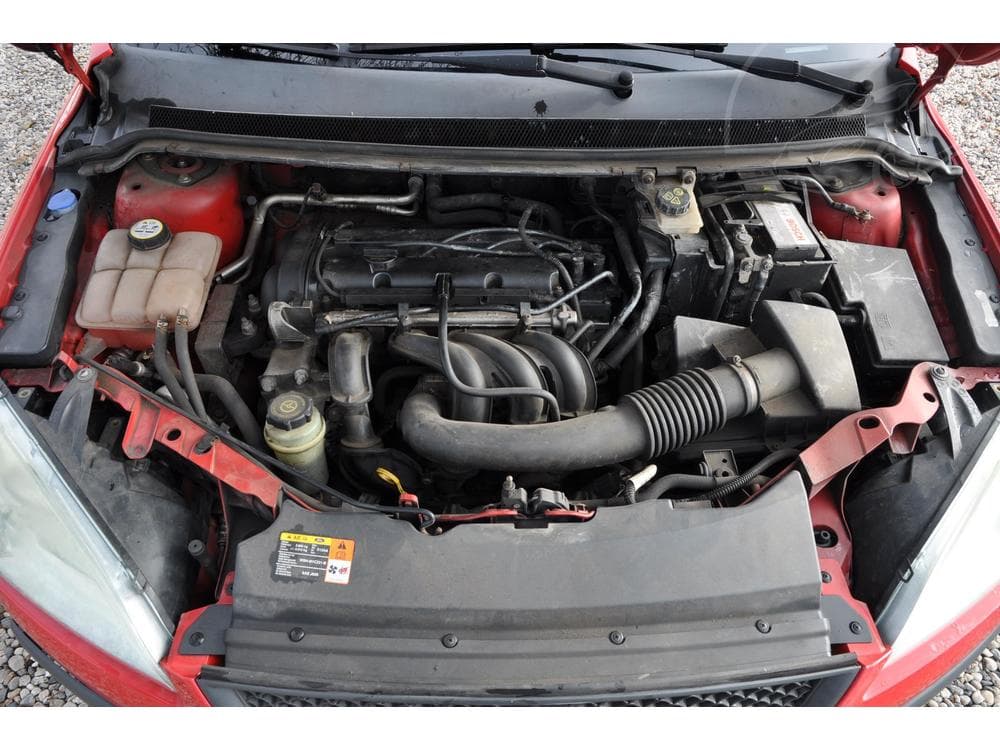 2005 Ford FOCUS - 10