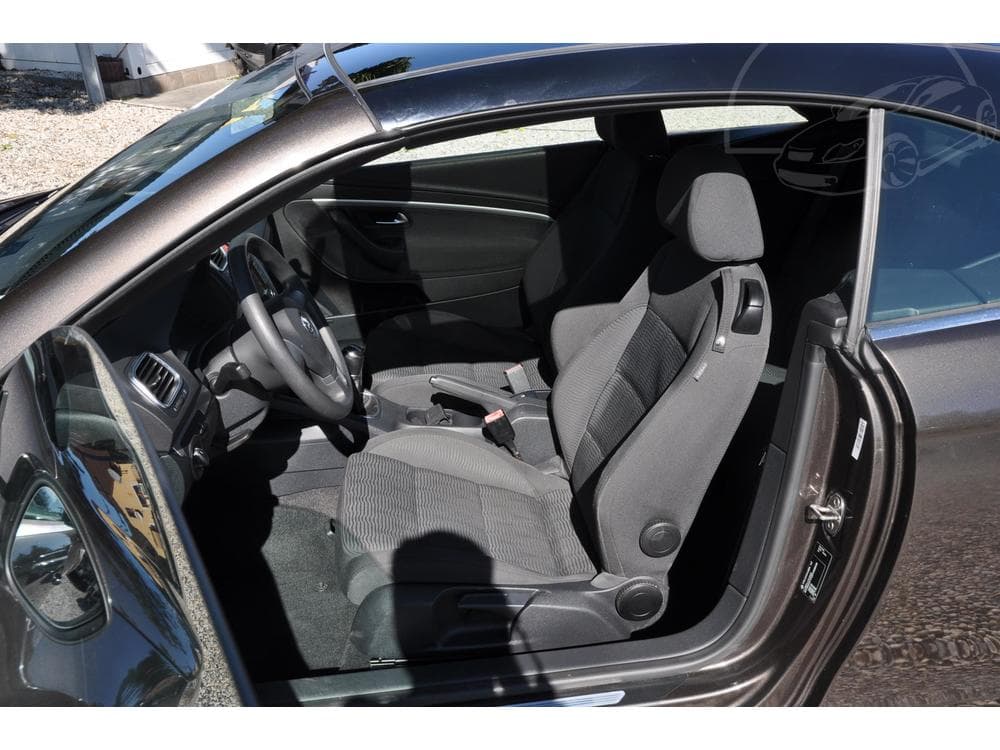 2013 Volkswagen Eos - 10