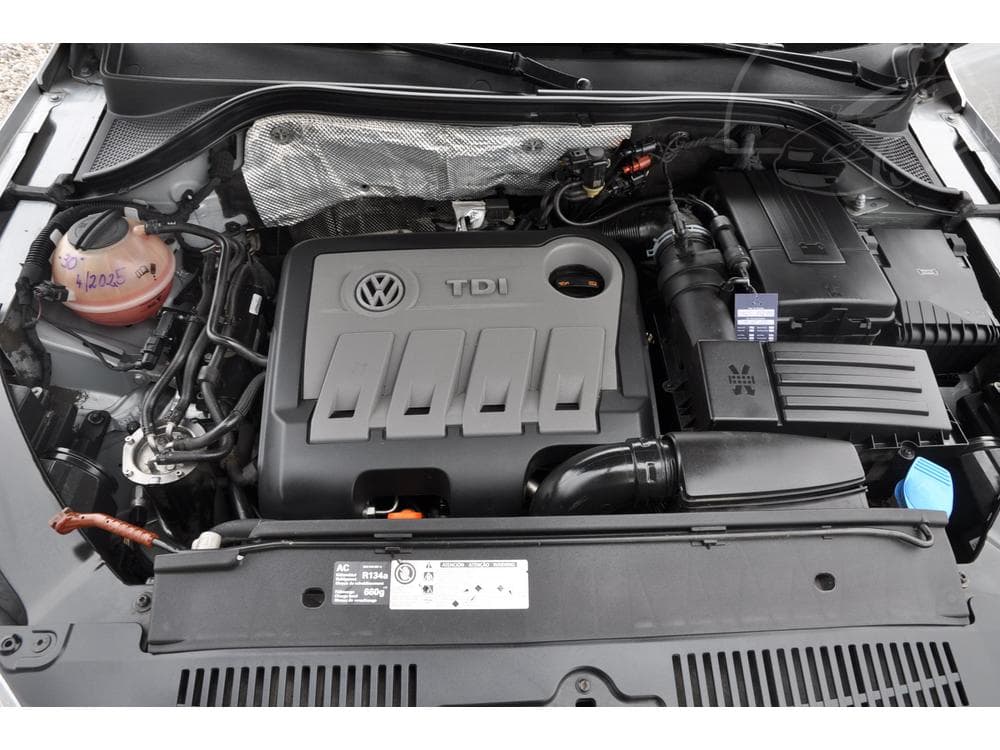 2011 Volkswagen TIGUAN - 10