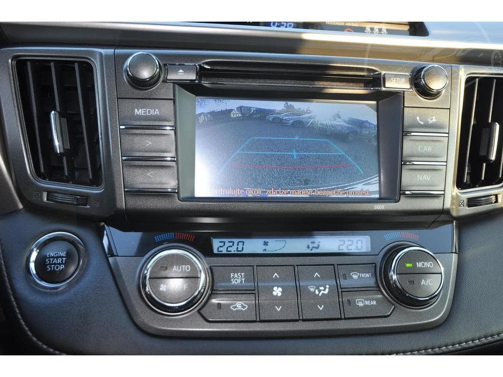 2015 Toyota Rav4 - 11