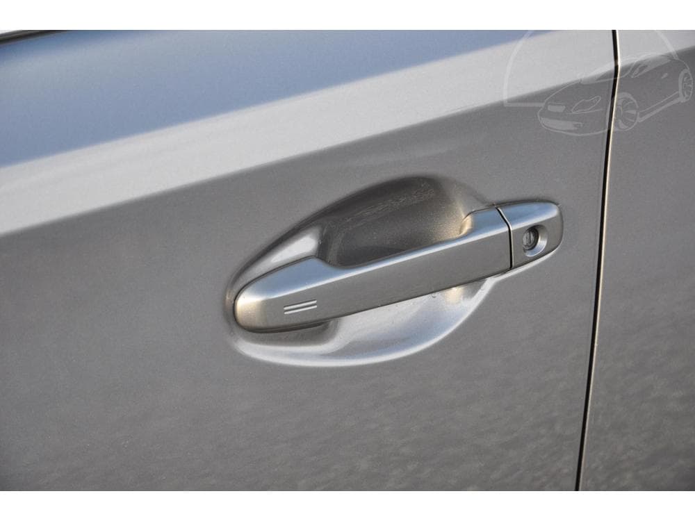 2015 Toyota Auris - 12