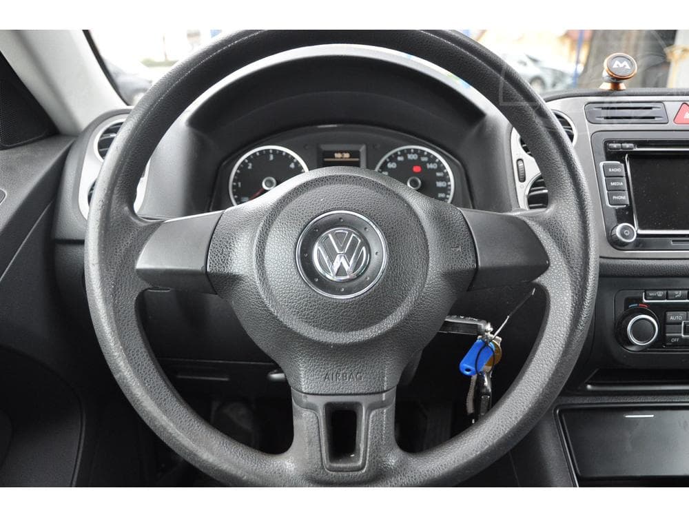 2011 Volkswagen TIGUAN - 13