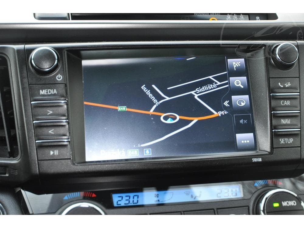 2016 Toyota Rav4 - 14