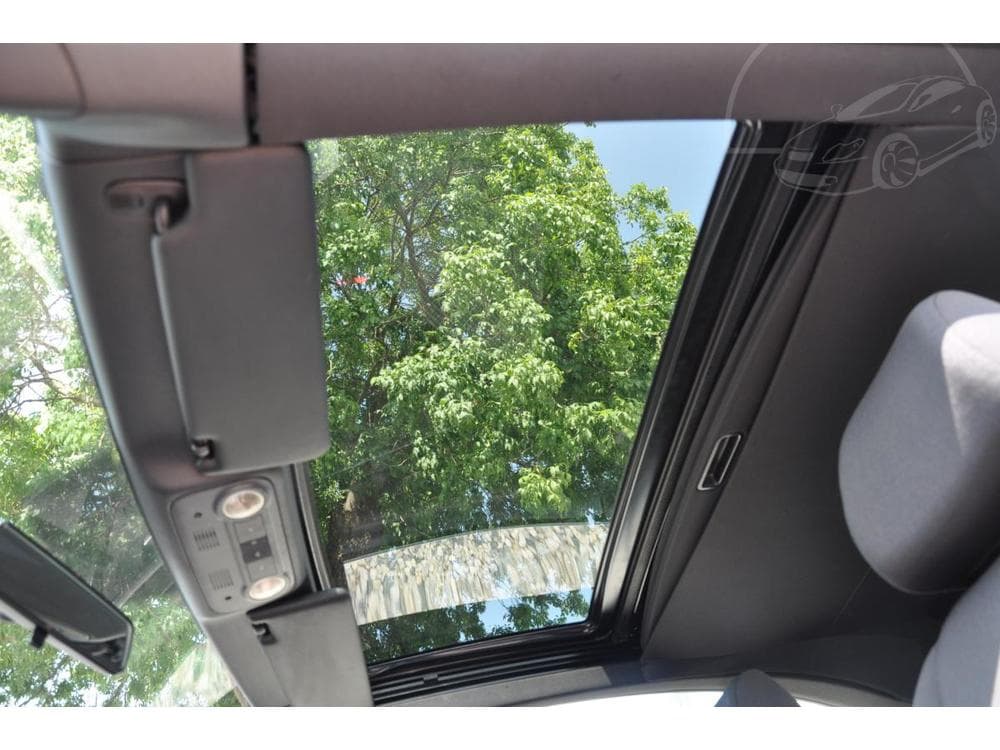 2009 Volkswagen Eos - 16