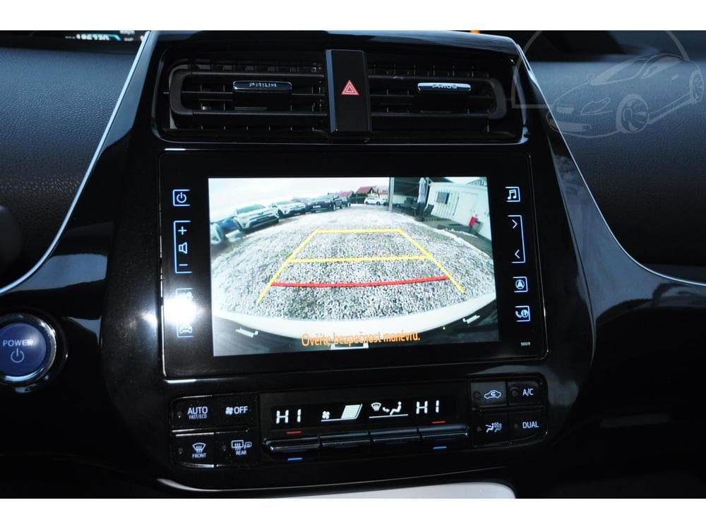 2019 Toyota Prius - 17