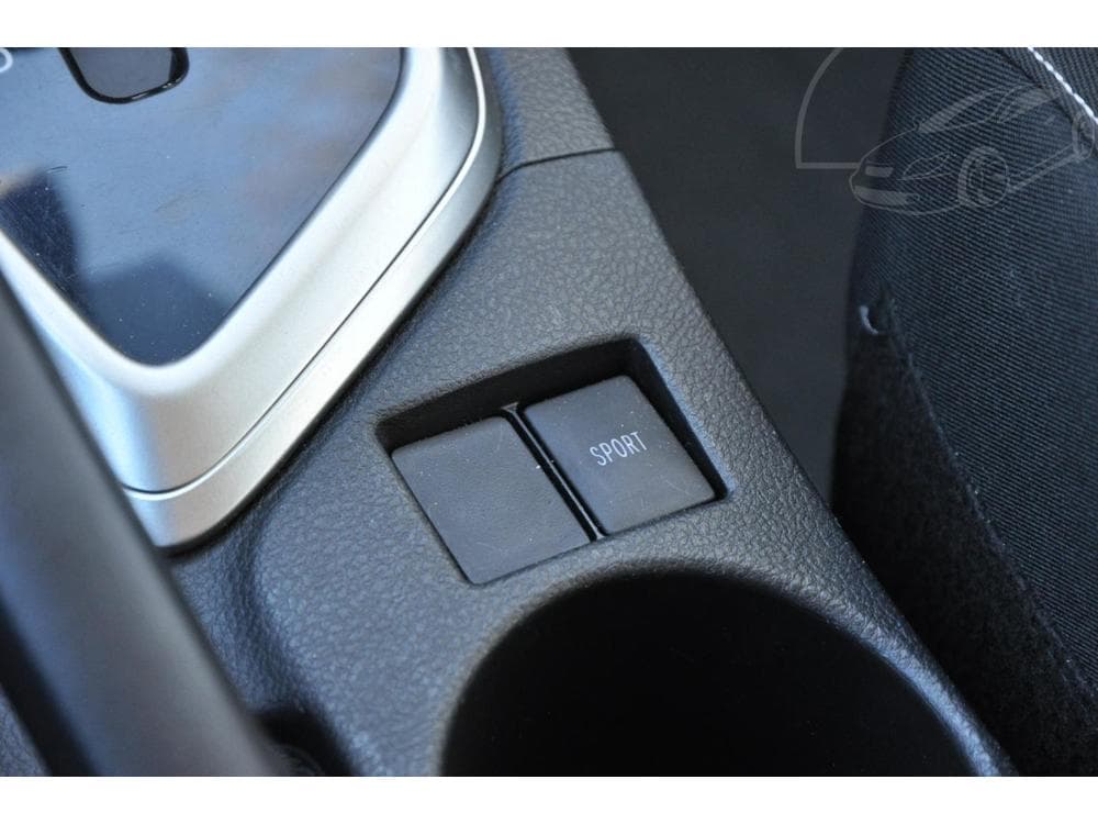 2015 Toyota Auris - 18