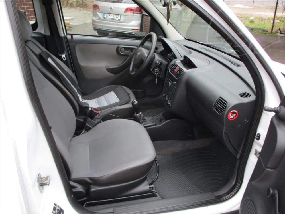 2010 Opel COMBO - 15