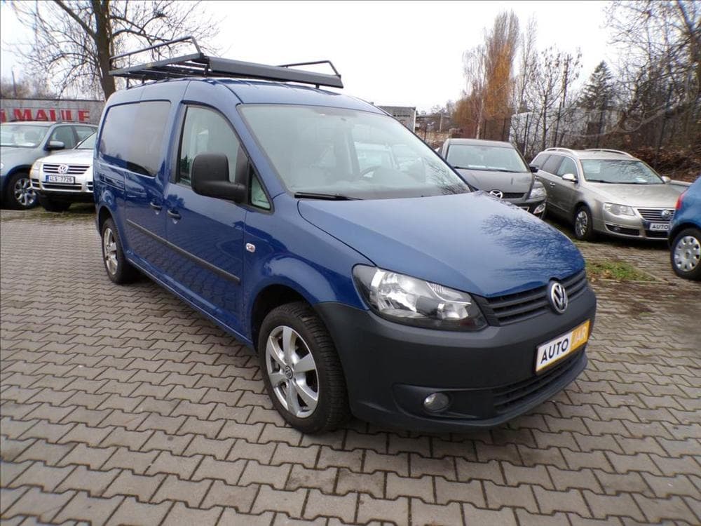 Volkswagen Caddy 2,0 TDI-103KW  MAXI,SERVISNÍ KNIHA