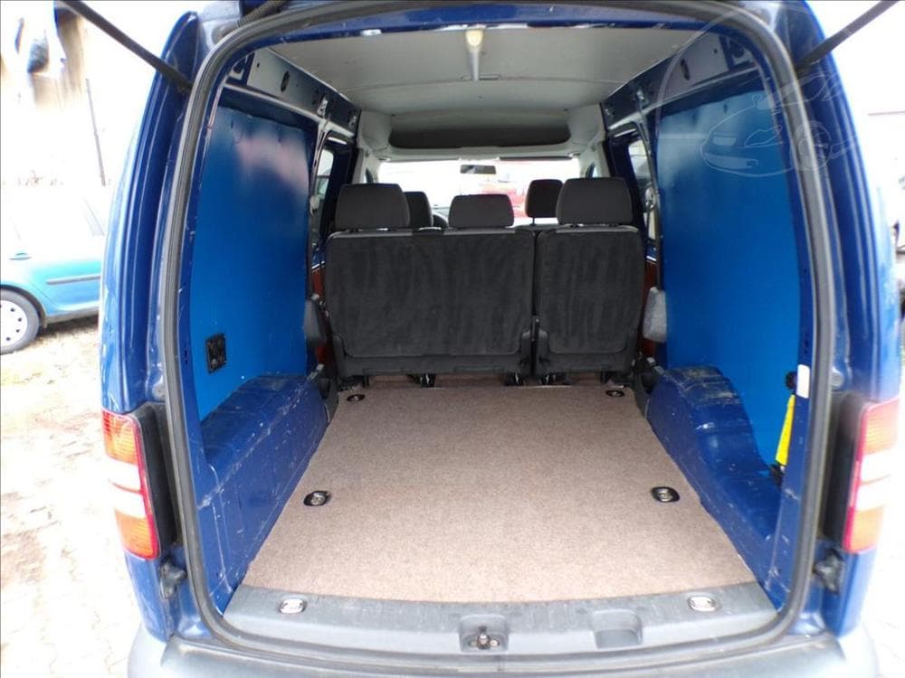 2012 Volkswagen Caddy - 16