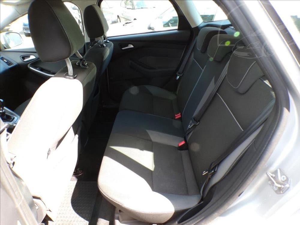 2012 Ford FOCUS - 12