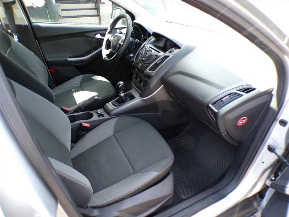 2012 Ford FOCUS - 15