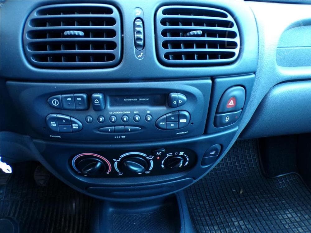 1999 Renault MEGANE - 9