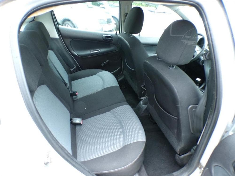 2005 Peugeot 206 - 14