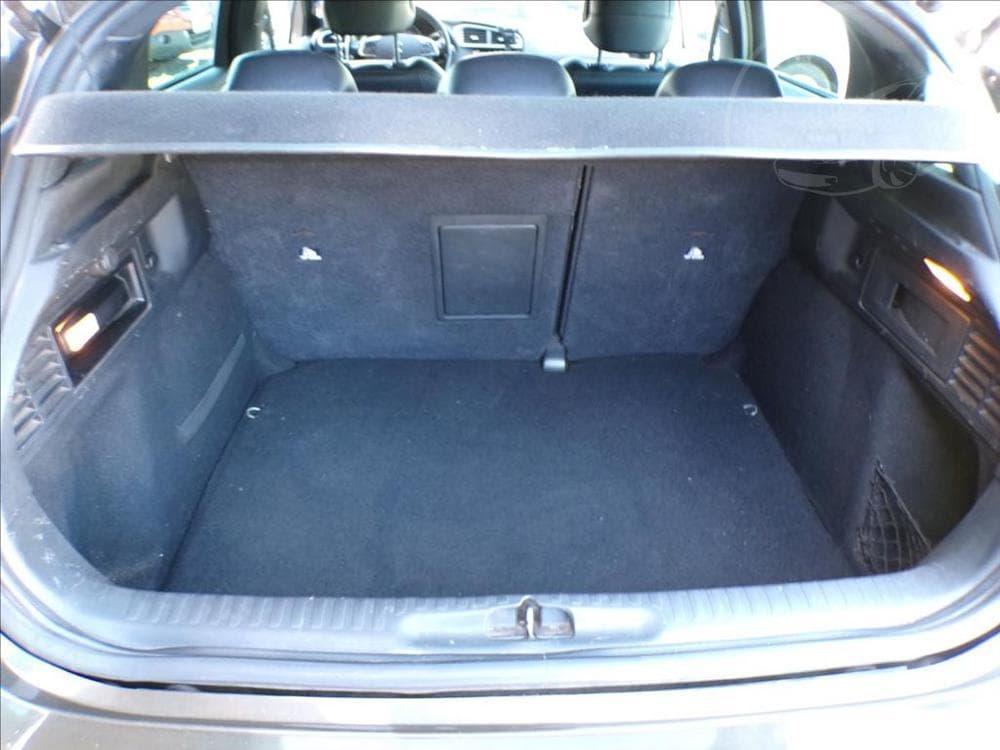 2013 Citroen DS4 - 16