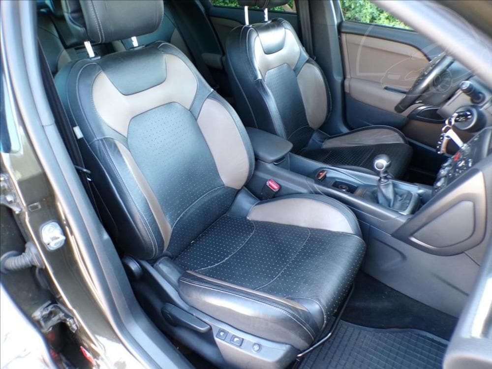 2013 Citroen DS4 - 19