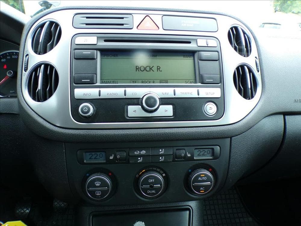 2008 Volkswagen TIGUAN - 9
