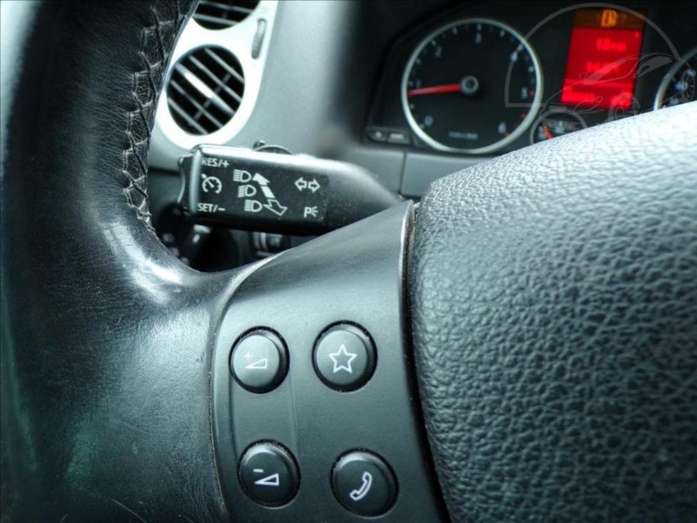 2008 Volkswagen TIGUAN - 13