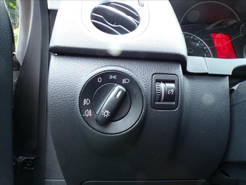 2008 Volkswagen TIGUAN - 14