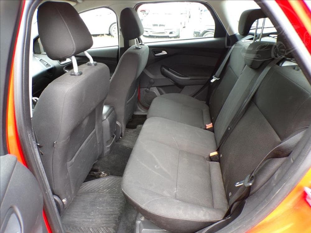 2018 Ford FOCUS - 14