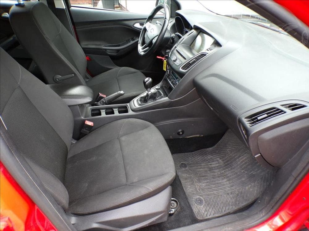 2018 Ford FOCUS - 17