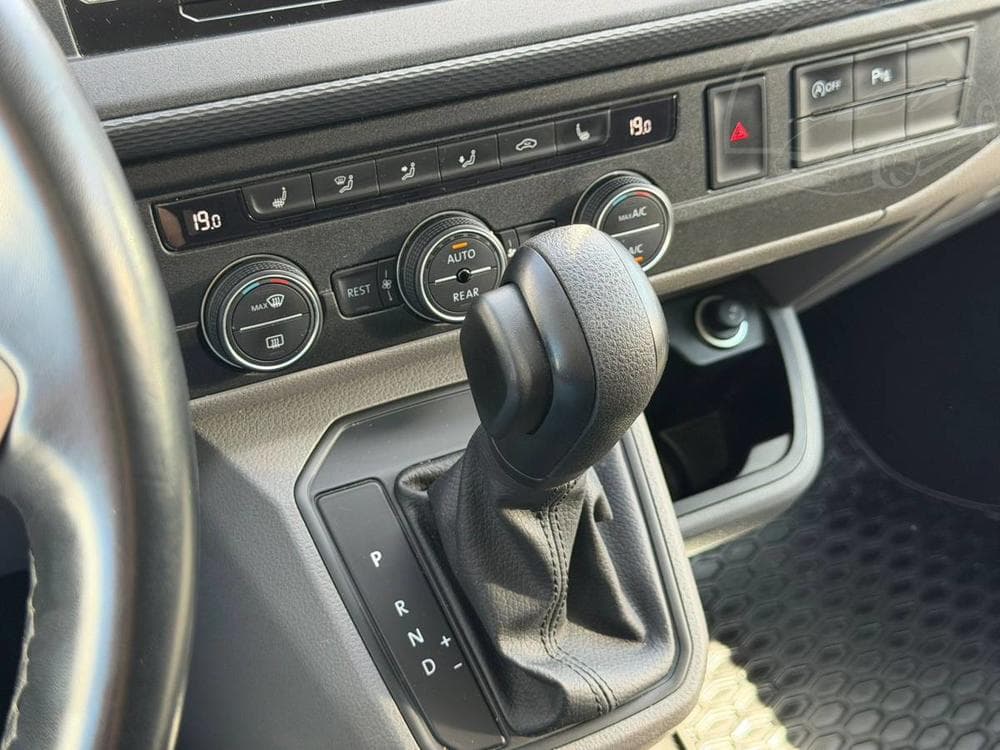 2023 Volkswagen CARAVELLE - 33
