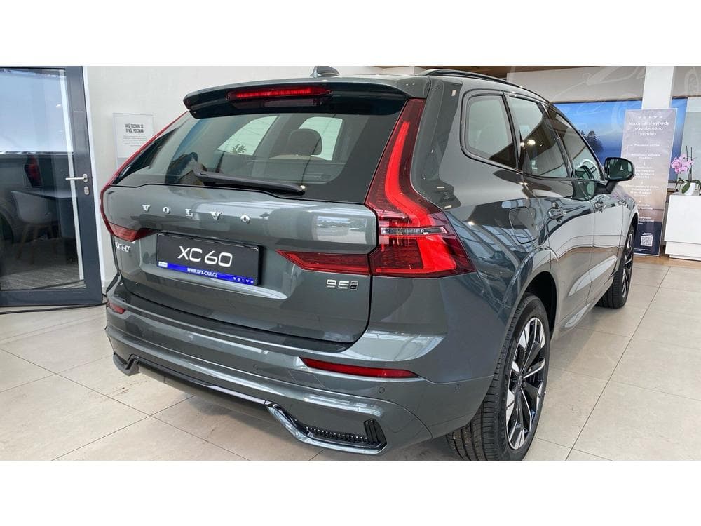 2026 Volvo XC60 - 11