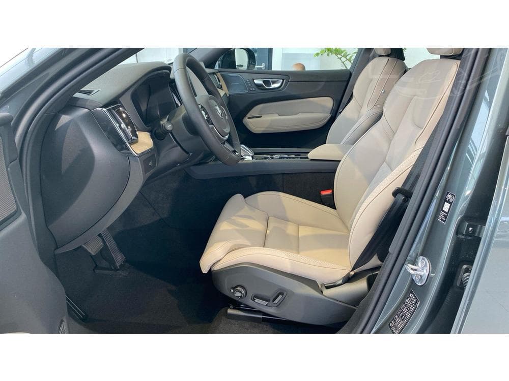 2026 Volvo XC60 - 15