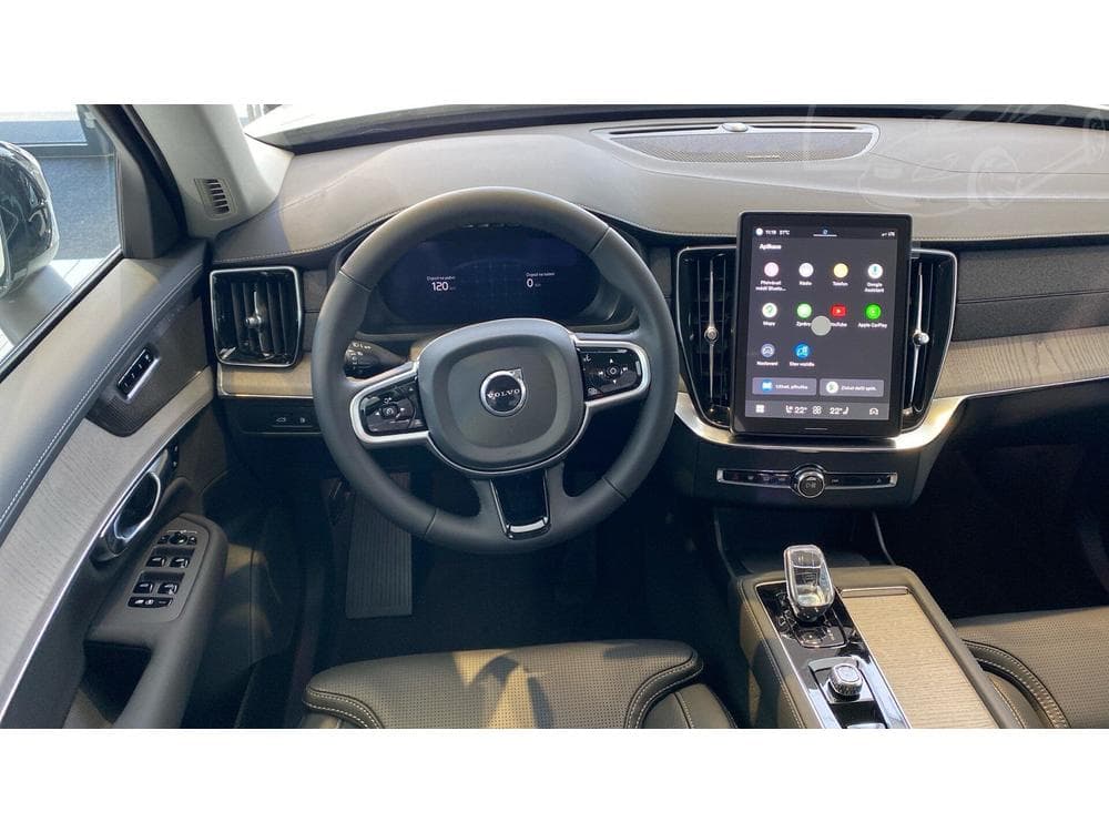 2026 Volvo XC90 - 17