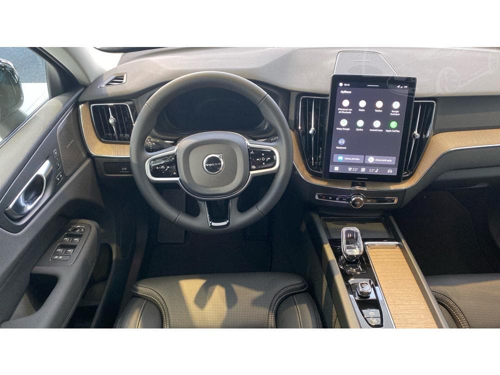 2026 Volvo XC60 - 17