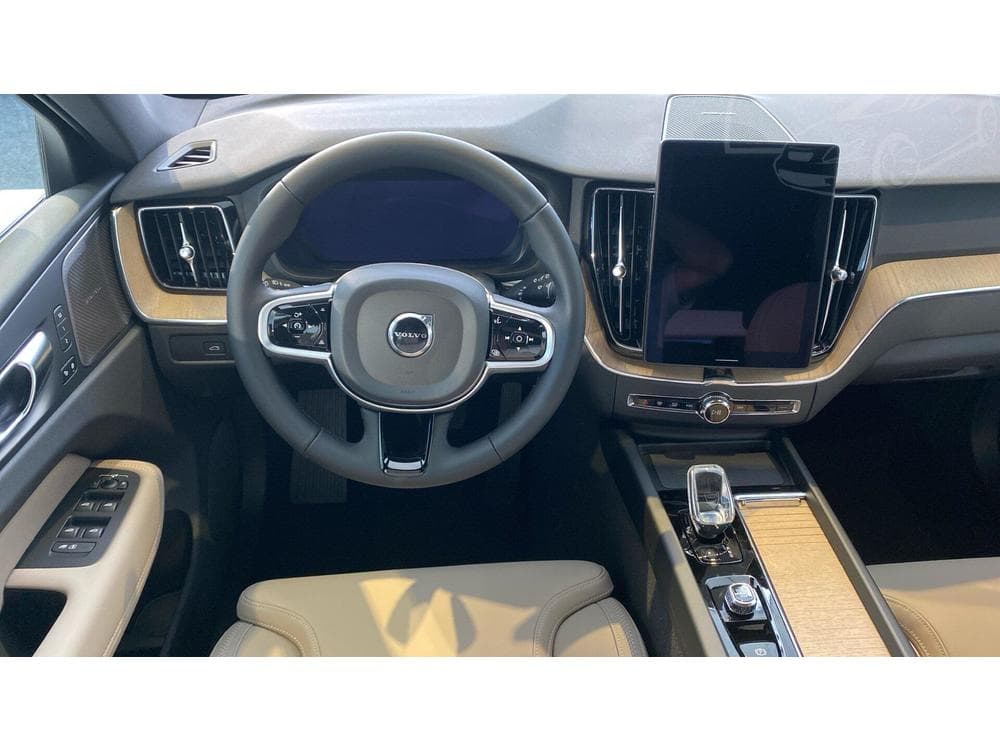 2026 Volvo XC60 - 17