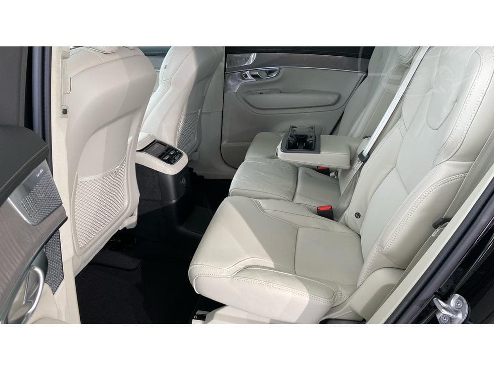 2026 Volvo XC90 - 19