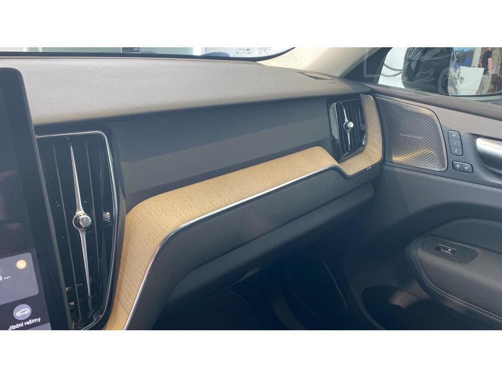 2026 Volvo XC60 - 19