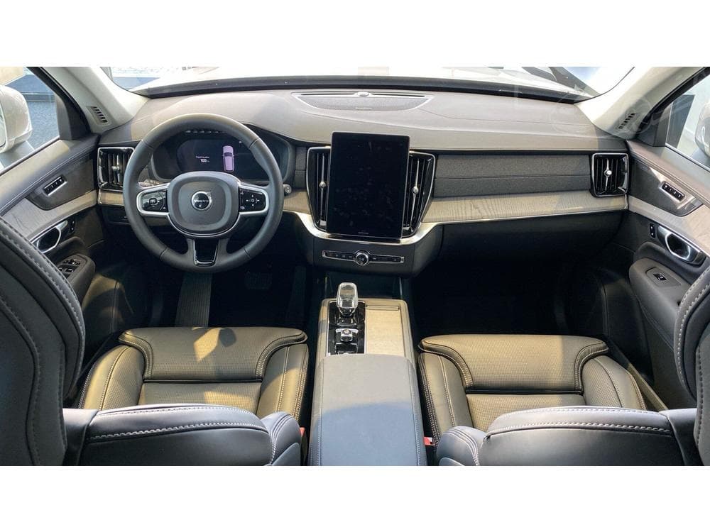2026 Volvo XC90 - 23