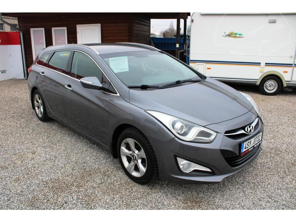 Hyundai i40 1.7 CRDI KLIMA VÝHŘEV TEMPOMAT