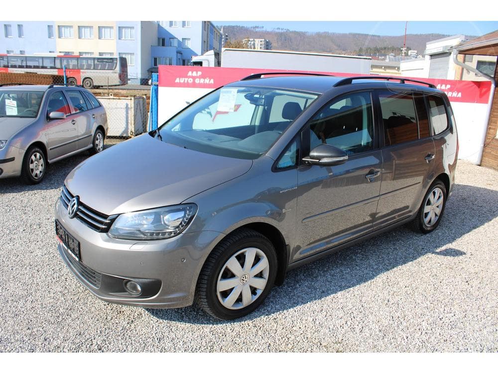2011 Volkswagen Touran - 3