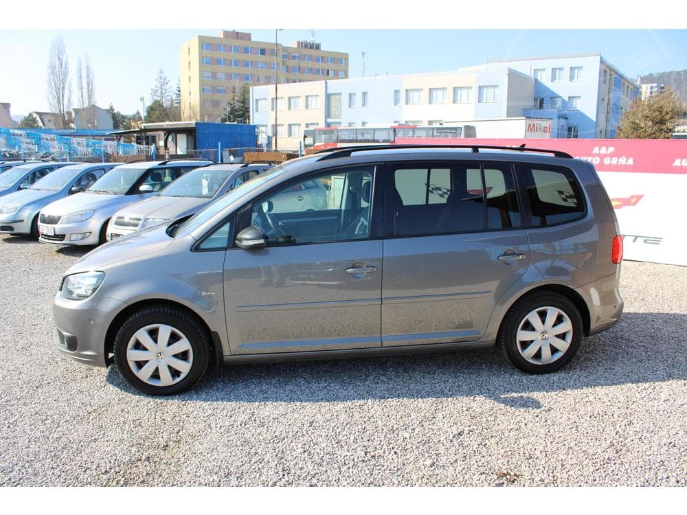 2011 Volkswagen Touran - 4