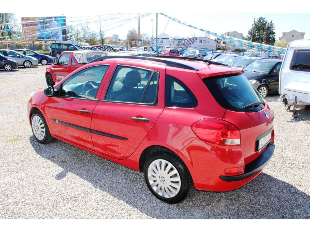 2011 Renault CLIO - 5