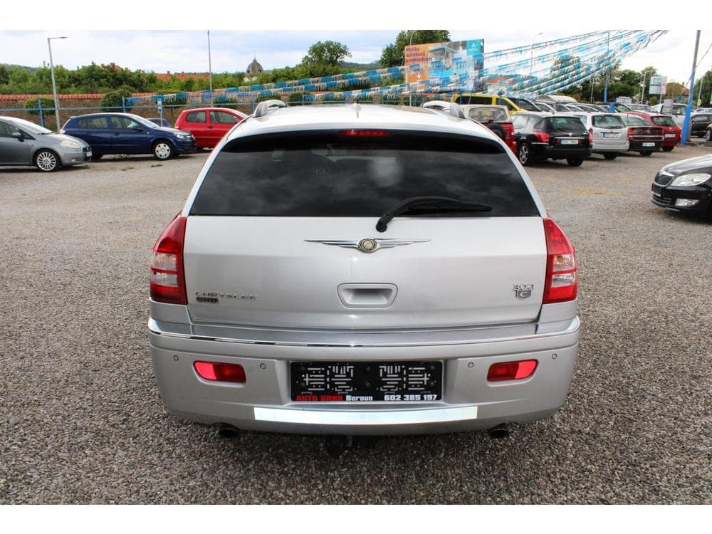 2007 Chrysler 300C - 11